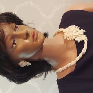 Crocheted Necklace and clip on earrings